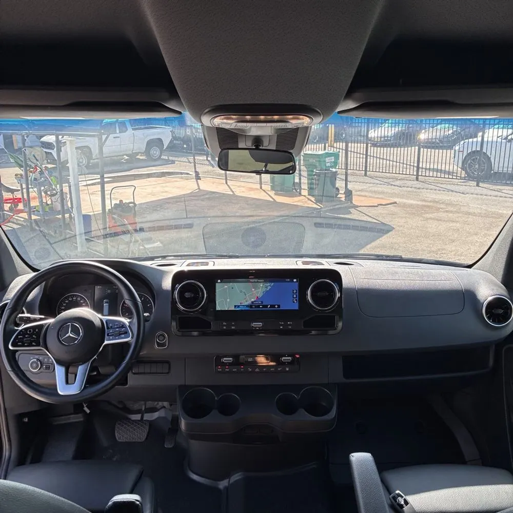 2024 Mercedes-Benz Sprinter 2500