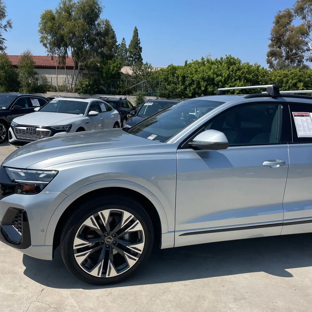 2025 Audi Q8 Premium 55