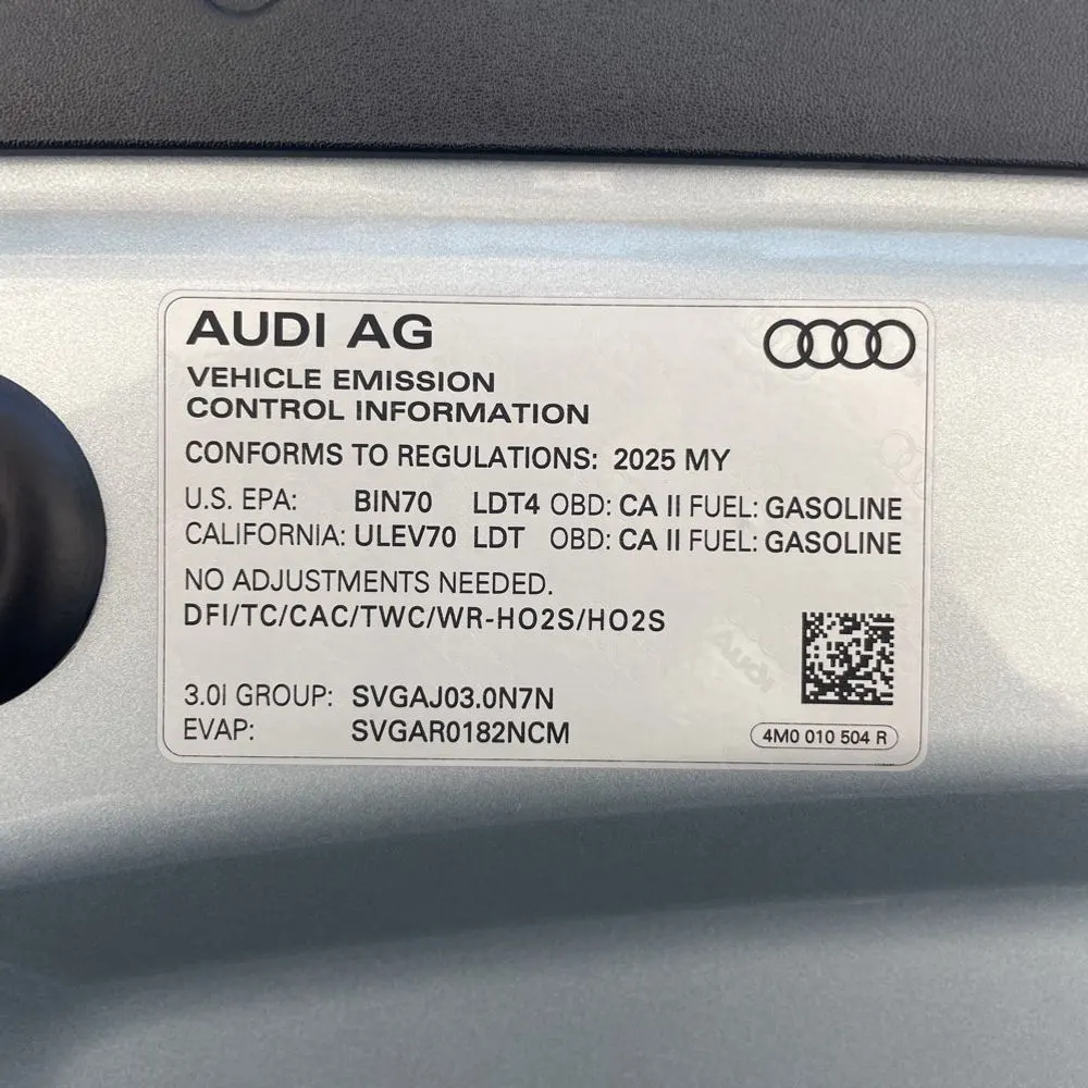 2025 Audi Q8 Premium 55