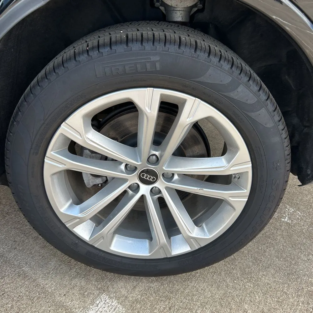 2025 Audi Q7 Premium 55