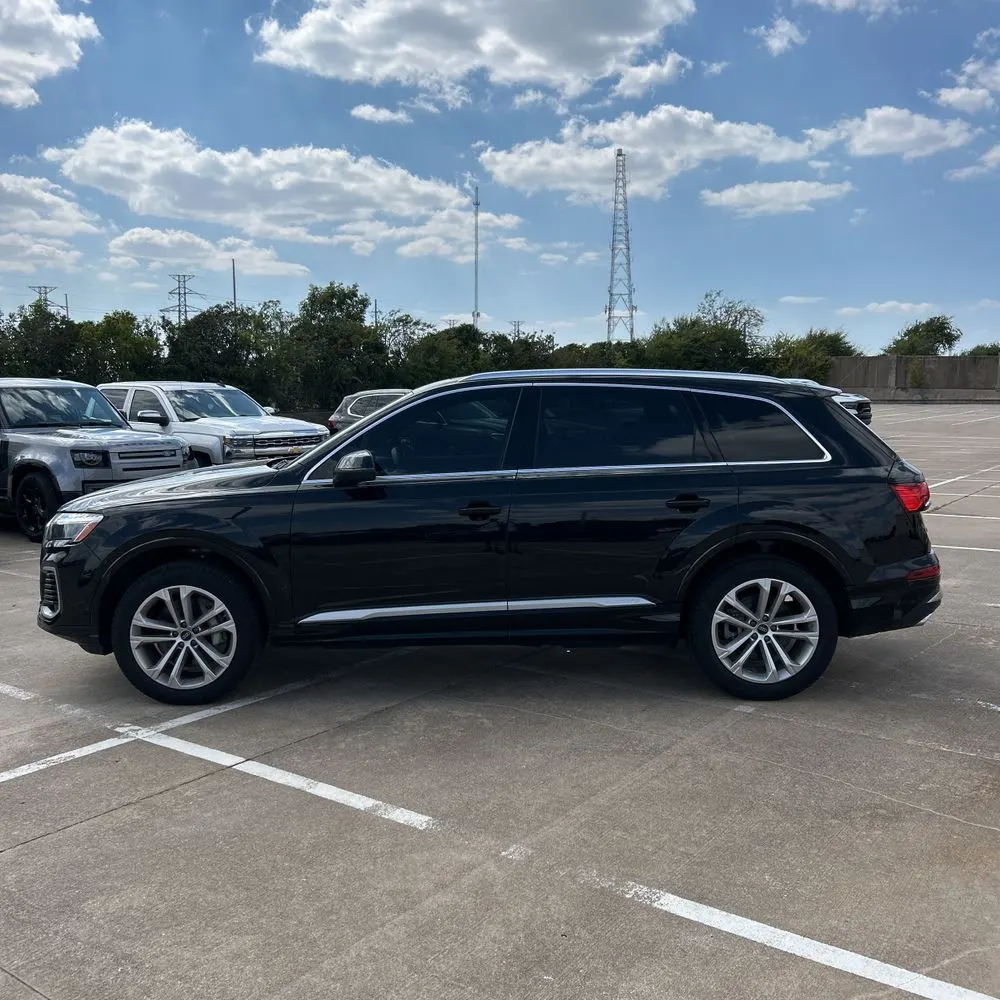 2025 Audi Q7 Premium 55