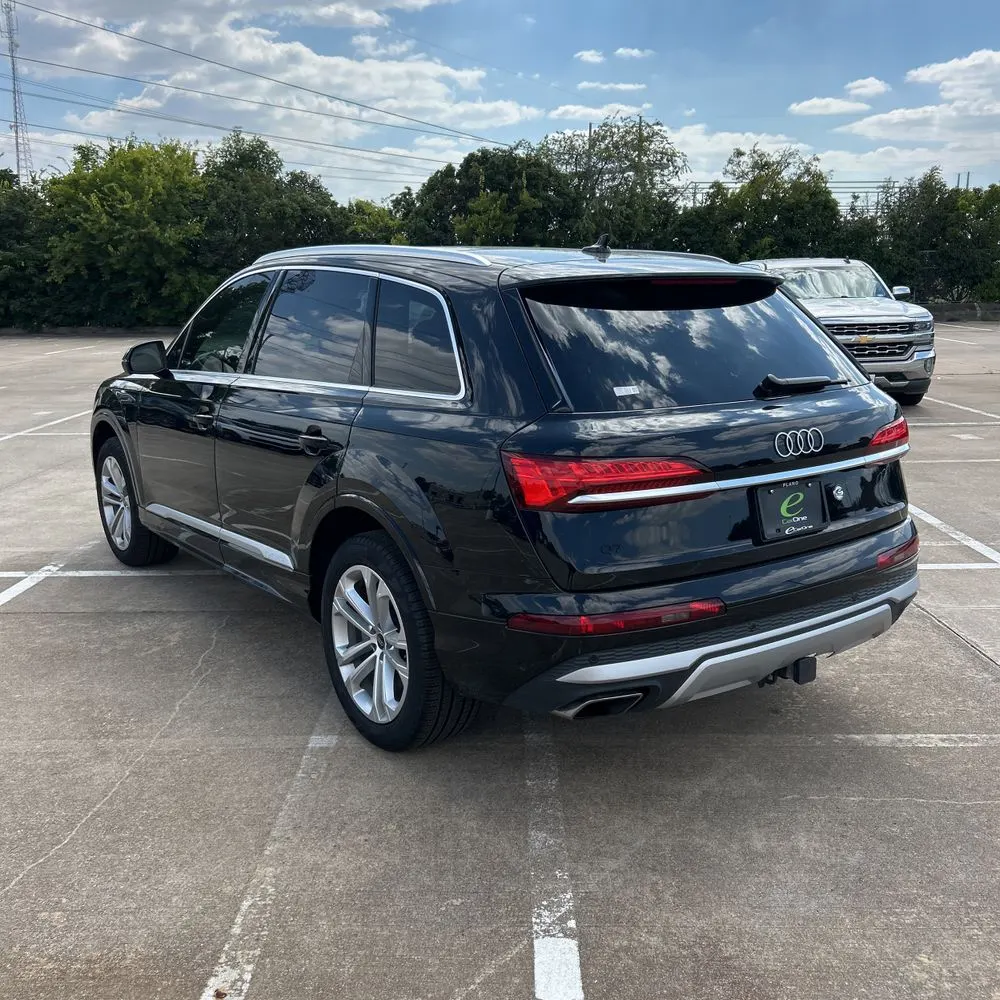 2025 Audi Q7 Premium 55