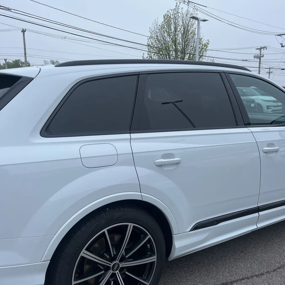 2023 Audi SQ7 Premium Plus