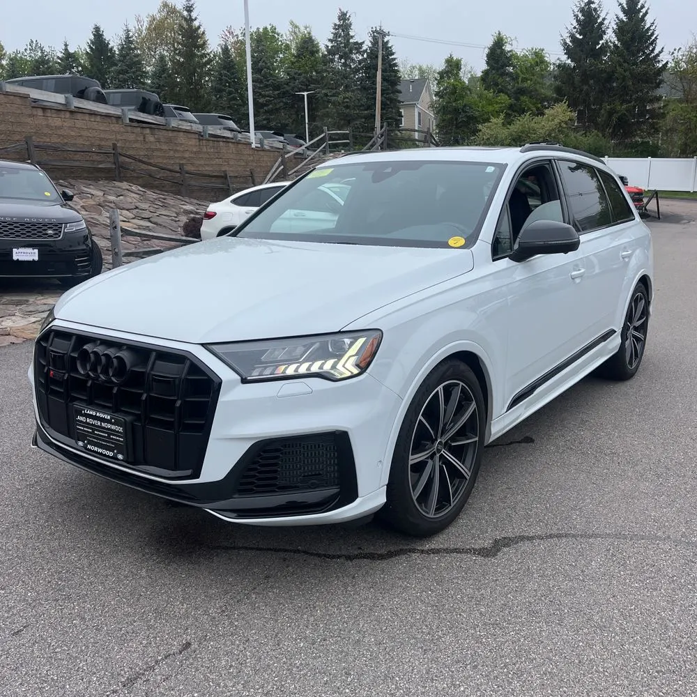 2023 Audi SQ7 Premium Plus