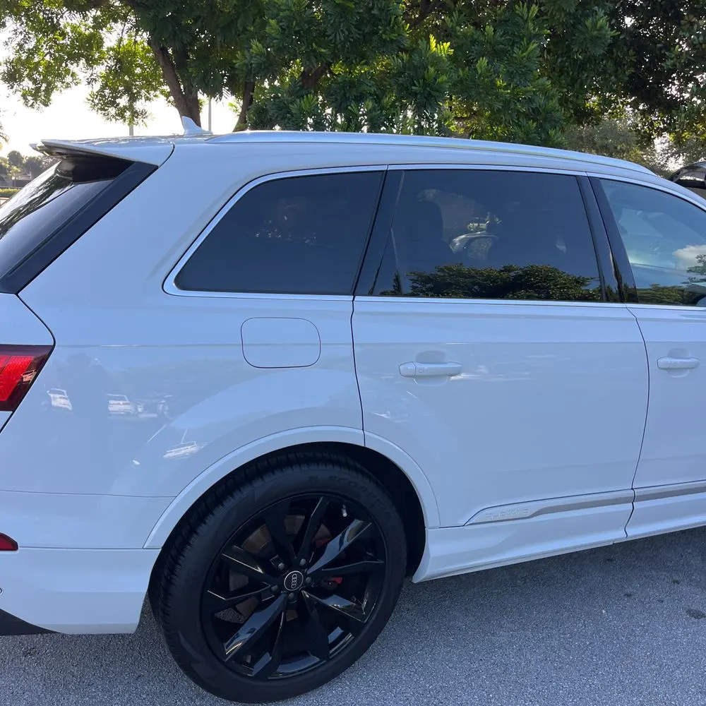 2023 Audi SQ7 4.0T Quattro Premium Plus