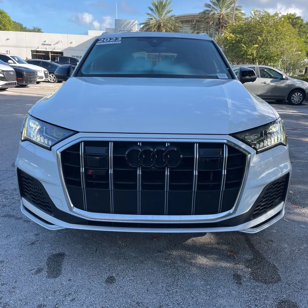 2023 Audi SQ7 4.0T Quattro Premium Plus