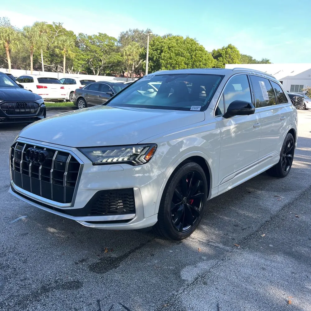 2023 Audi SQ7 4.0T Quattro Premium Plus