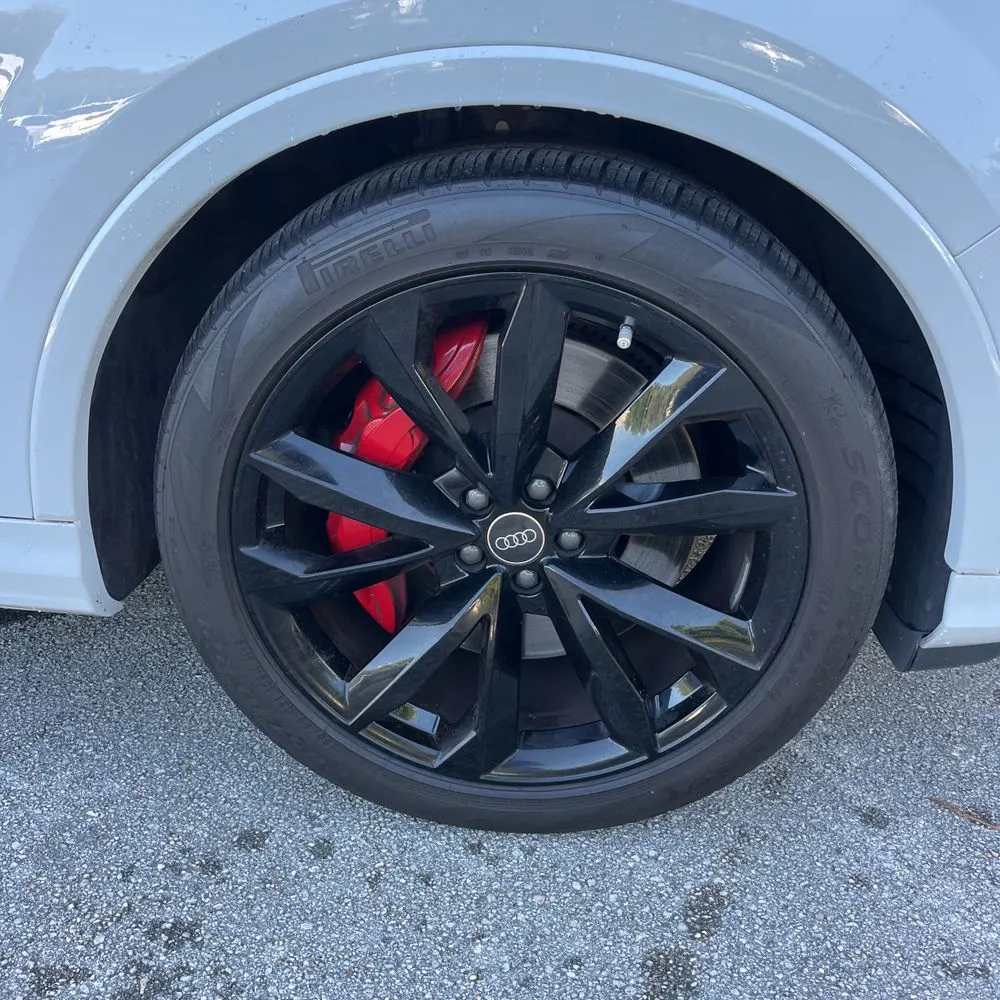 2023 Audi SQ7 4.0T Quattro Premium Plus