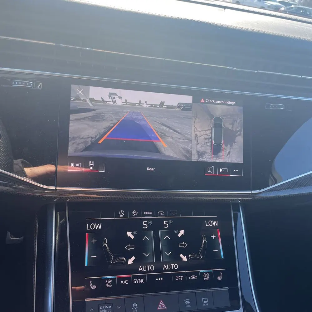 2022 Audi SQ7 Premium Plus