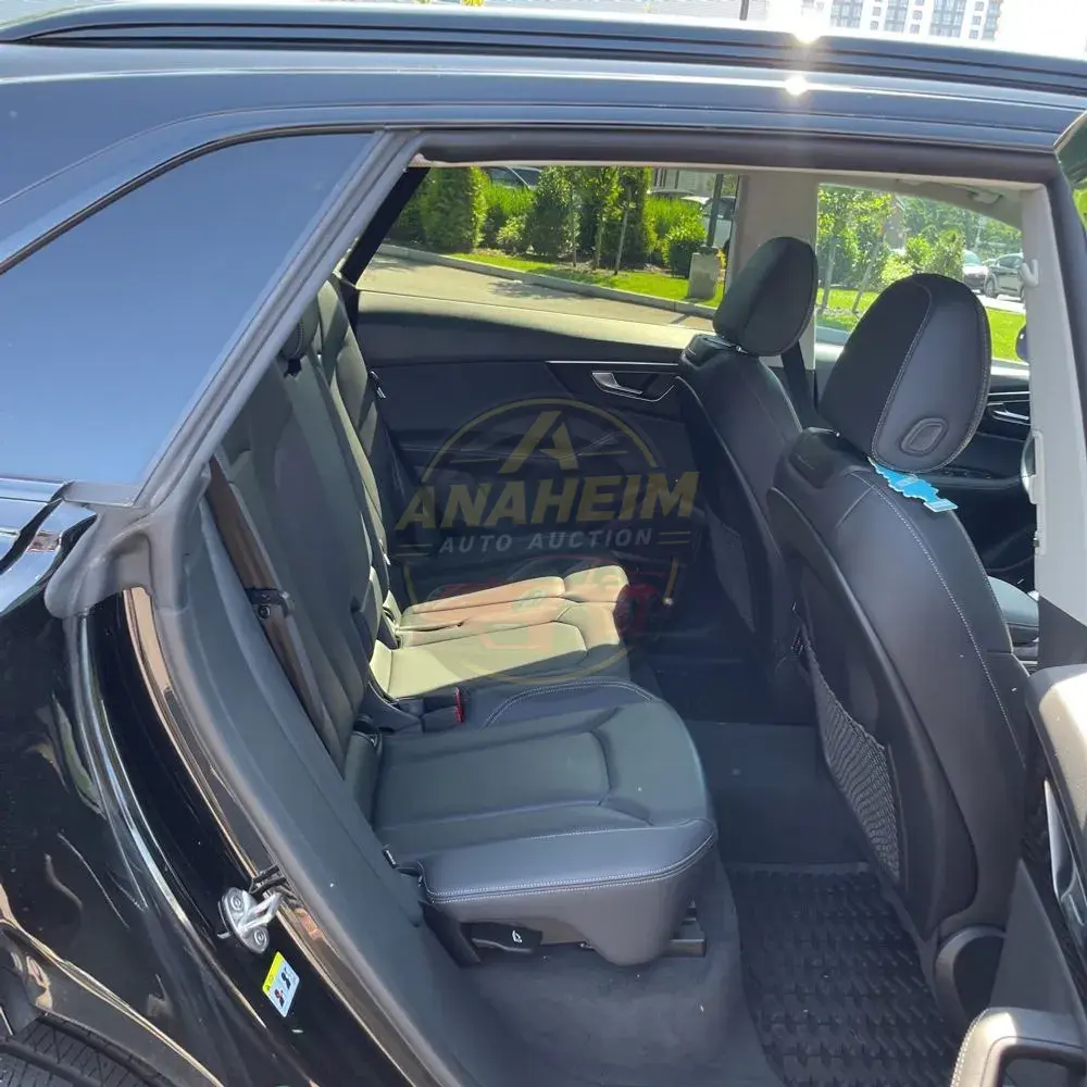 2023 Audi Q8 Premium Plus 55 TFSI