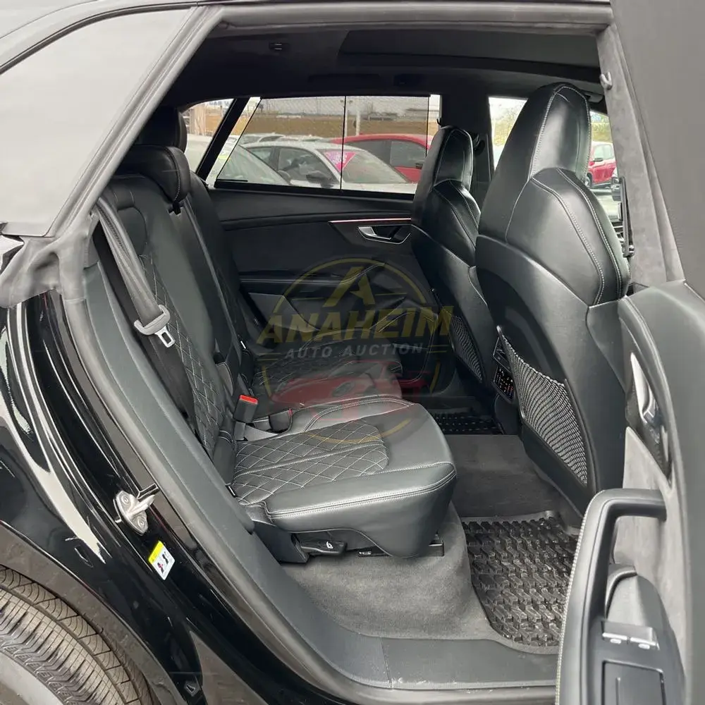 2023 Audi SQ8 Prestige