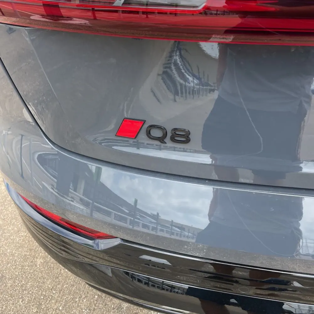2024 Audi Q8 e-tron S-Line Pres