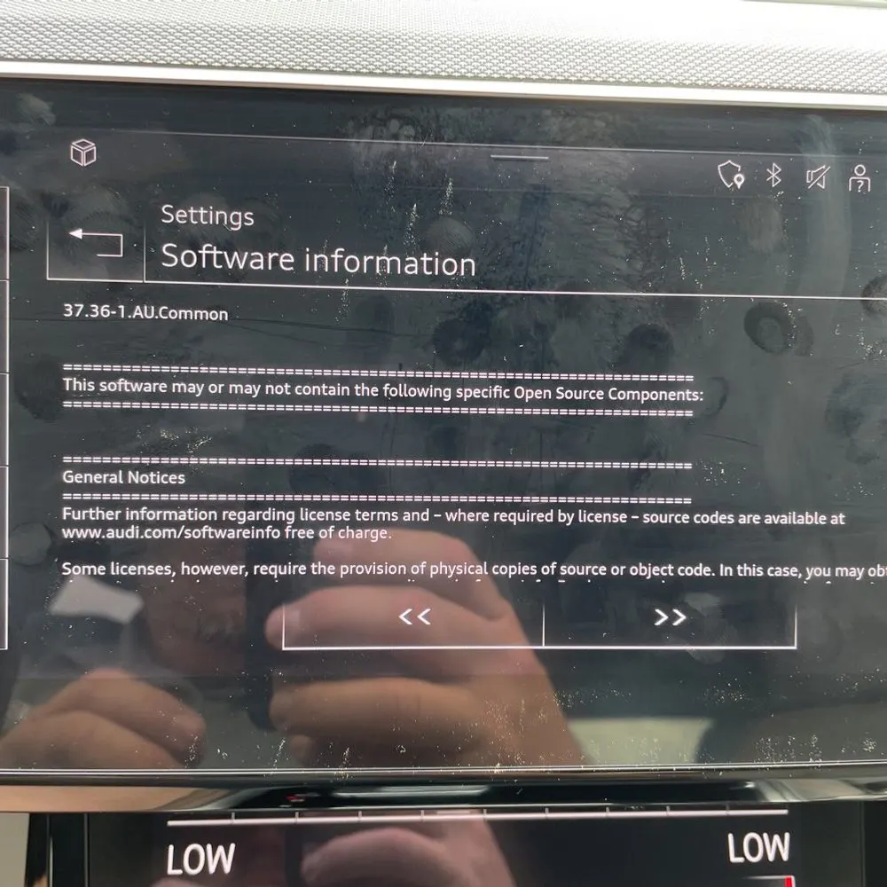 2024 Audi Q8 e-tron S-Line Pres