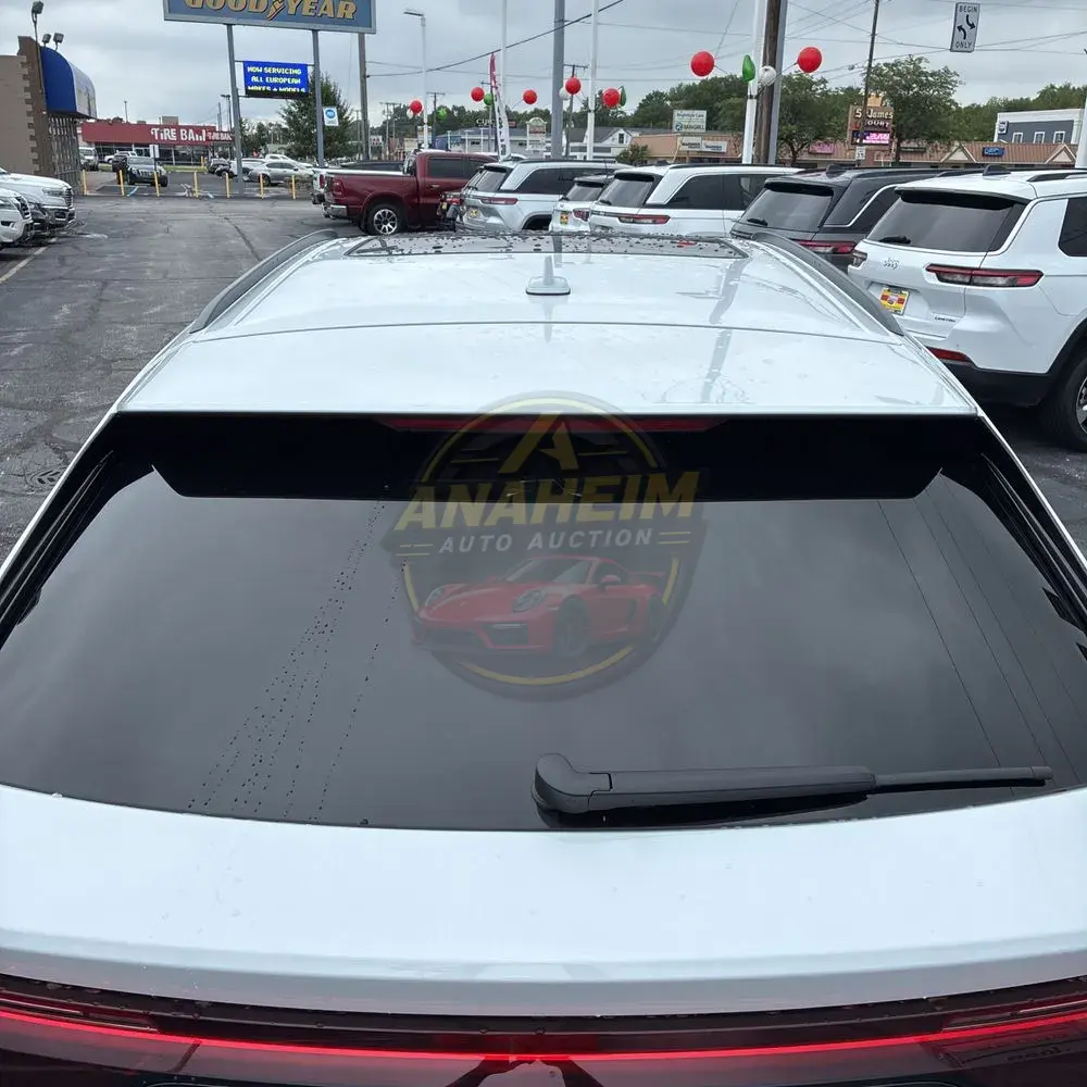 2025 Audi Q8 Premium Plus 55