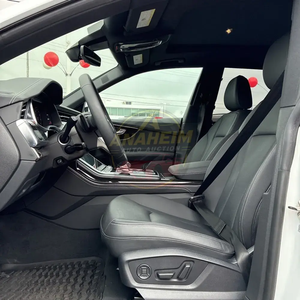 2025 Audi Q8 Premium Plus 55