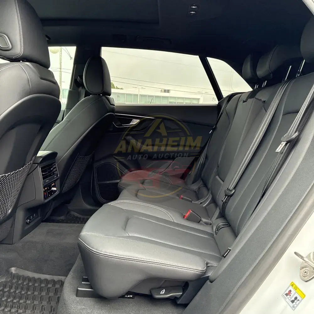 2025 Audi Q8 Premium Plus 55