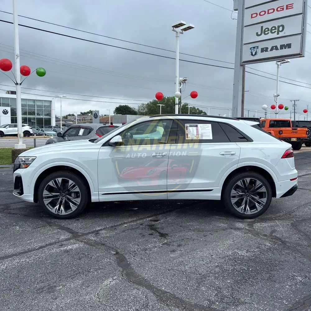 2025 Audi Q8 Premium Plus 55