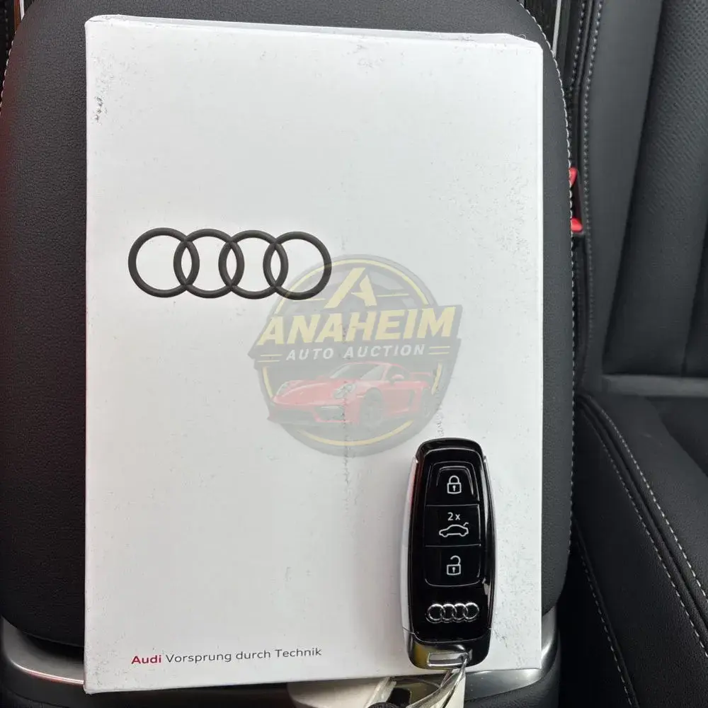 2025 Audi Q8 Premium Plus 55