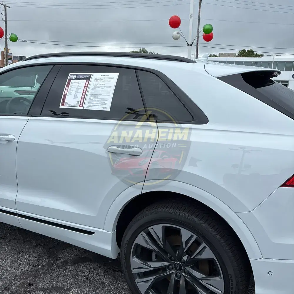 2025 Audi Q8 Premium Plus 55