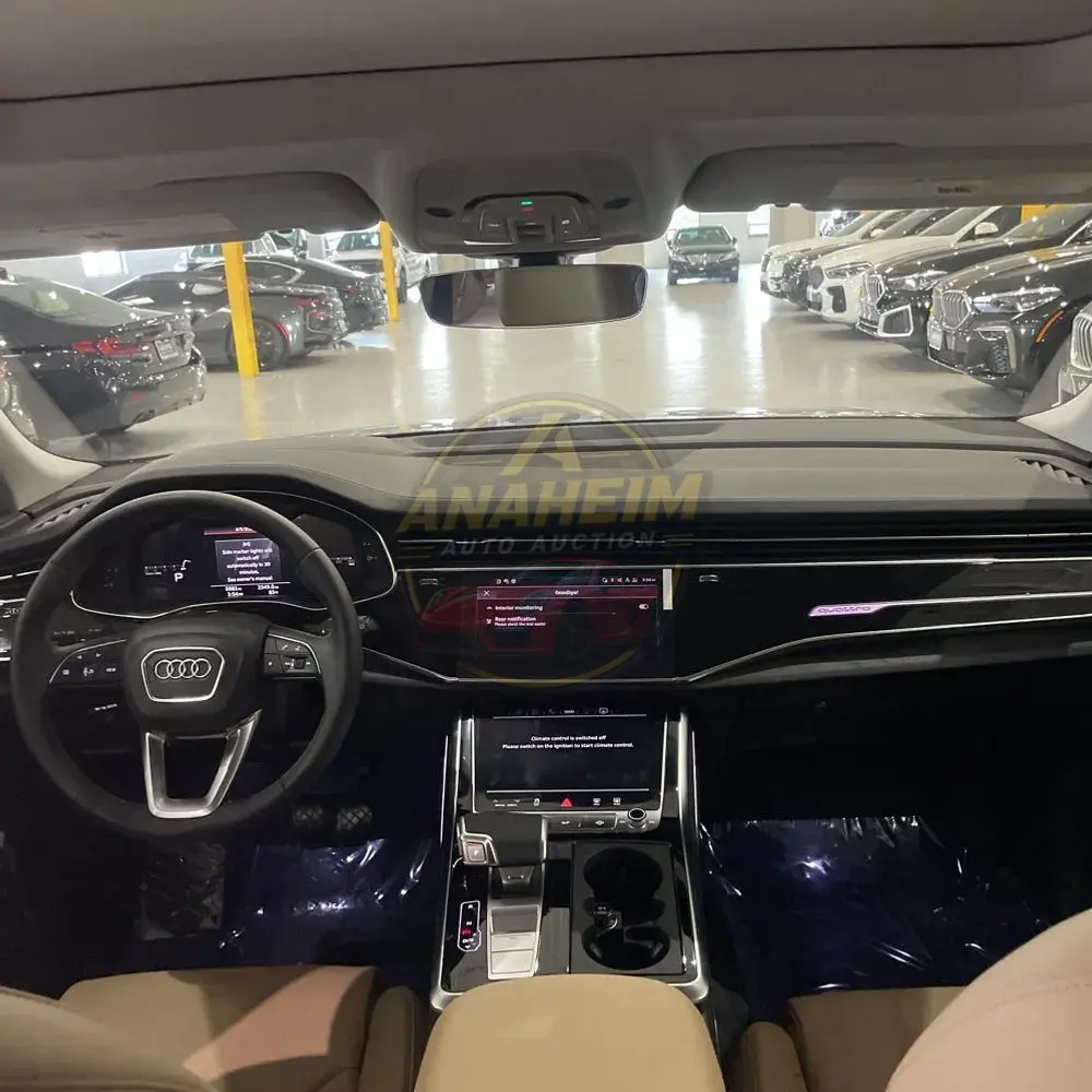 2025 Audi Q8 Prestige 55