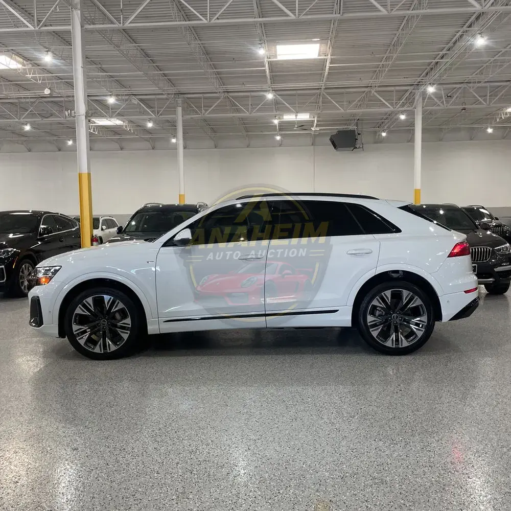 2025 Audi Q8 Prestige 55
