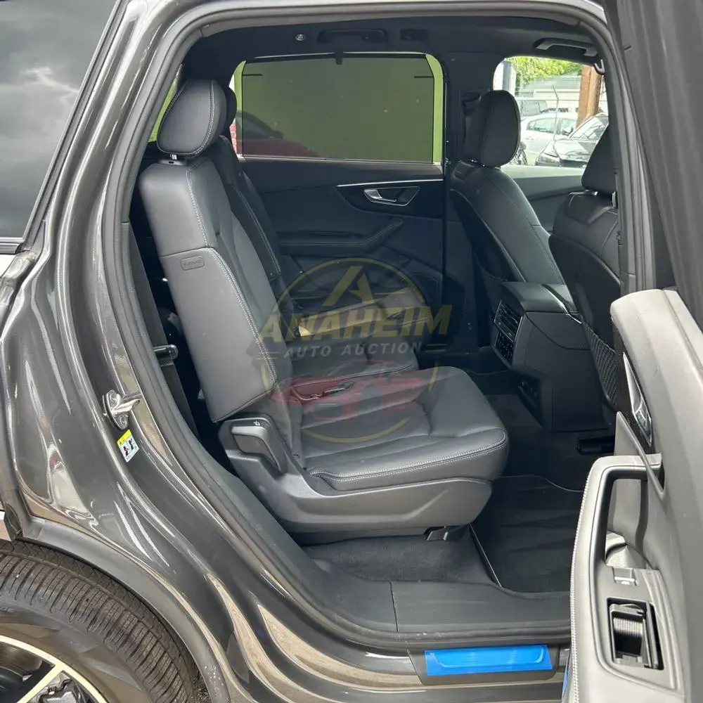 2025 Audi Q7 Premium Plus 45