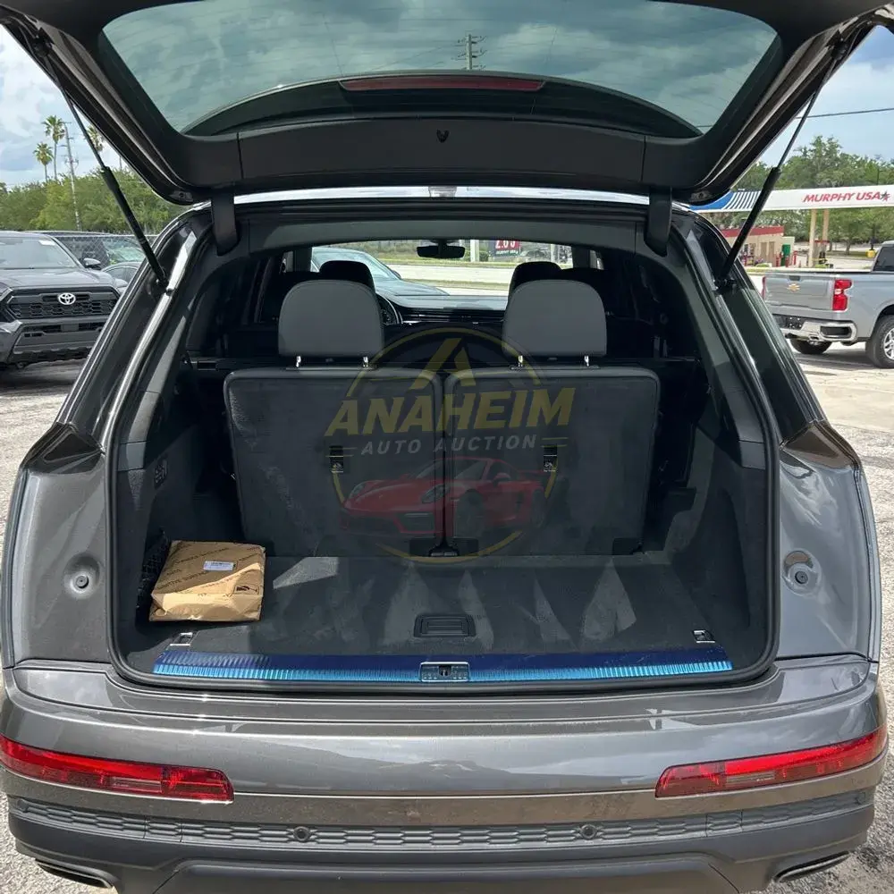 2025 Audi Q7 Premium Plus 45