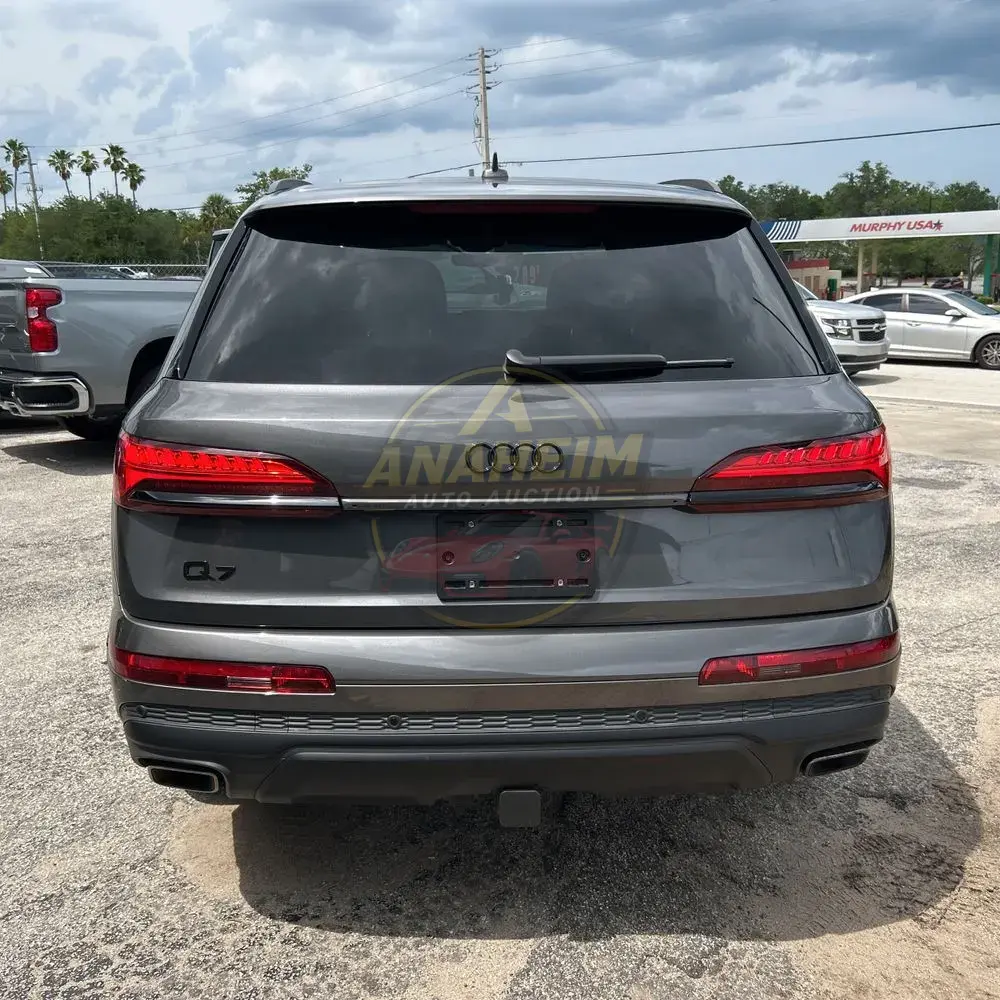 2025 Audi Q7 Premium Plus 45