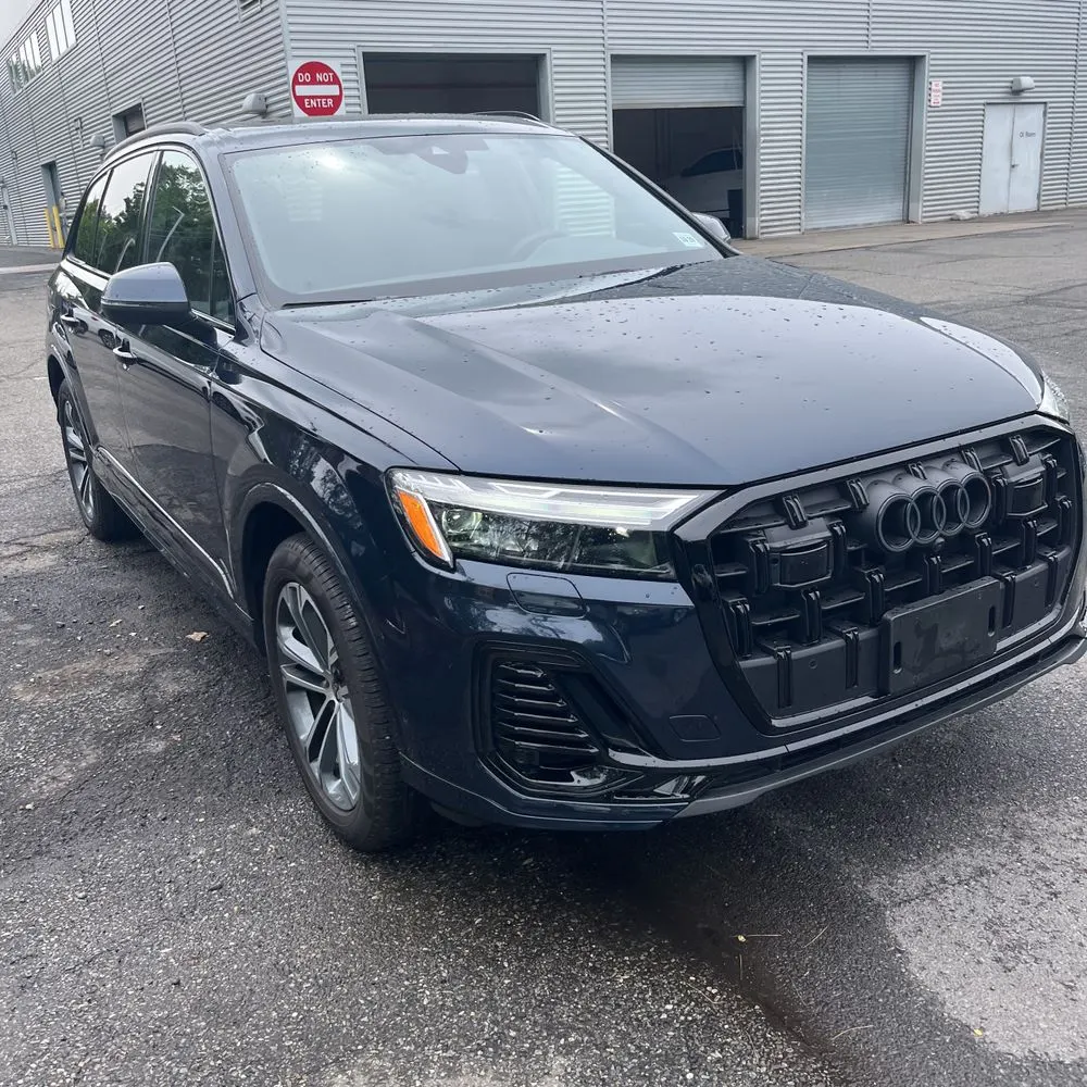 2025 Audi Q7 Premium Plus 45