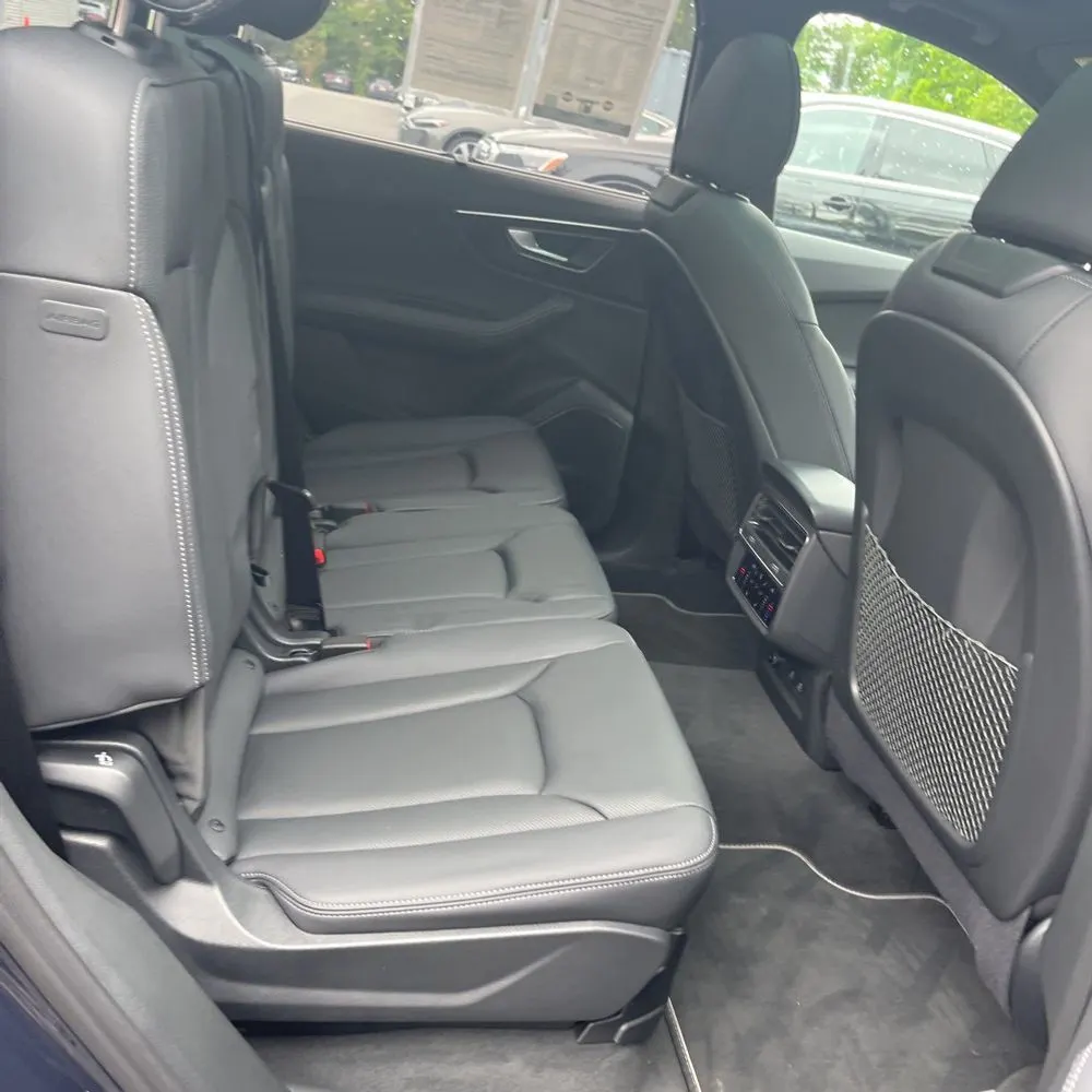 2025 Audi Q7 Premium Plus 45