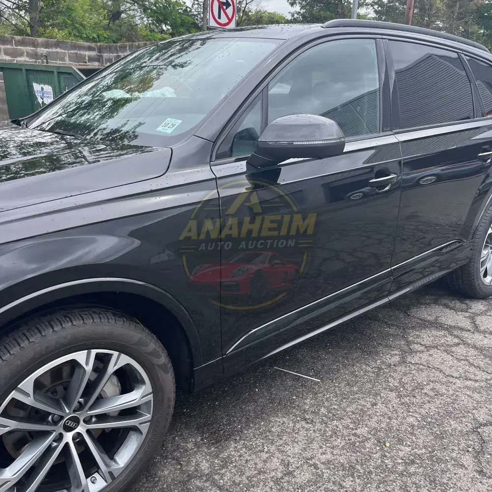 2025 Audi Q7 Premium Plus 45