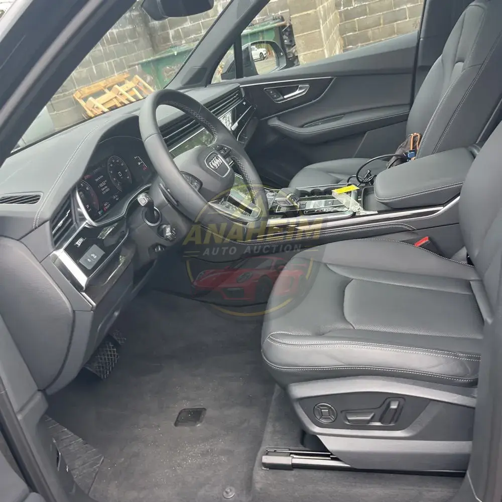 2025 Audi Q7 Premium Plus 45