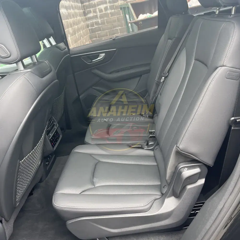 2025 Audi Q7 Premium Plus 45