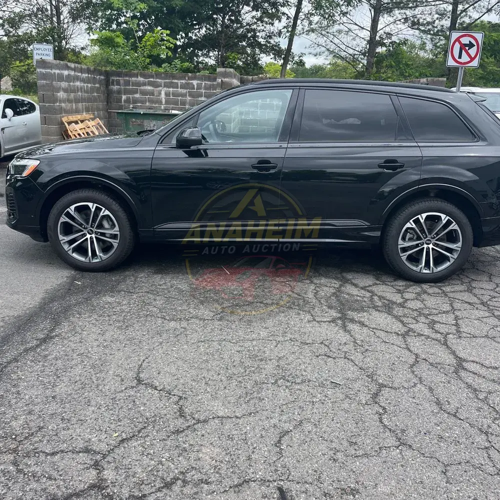 2025 Audi Q7 Premium Plus 45