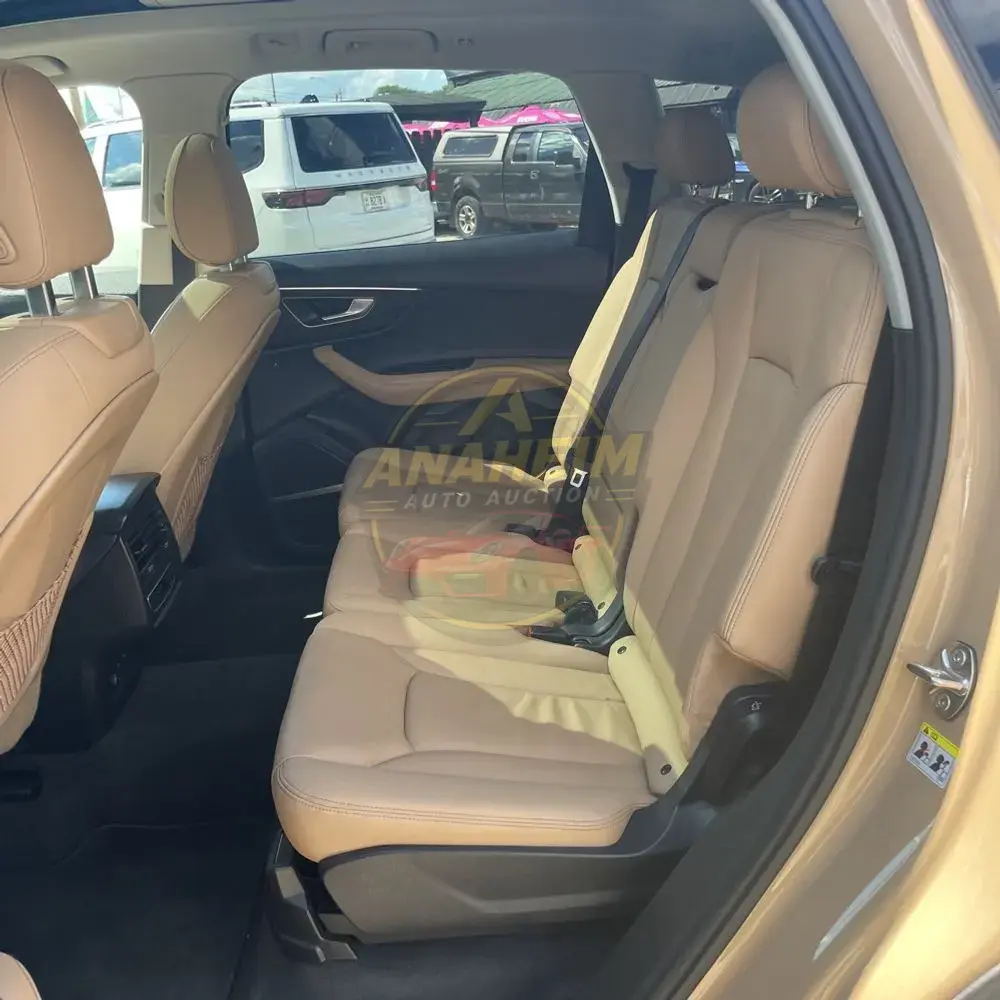 2025 Audi Q7 Premium Plus 55