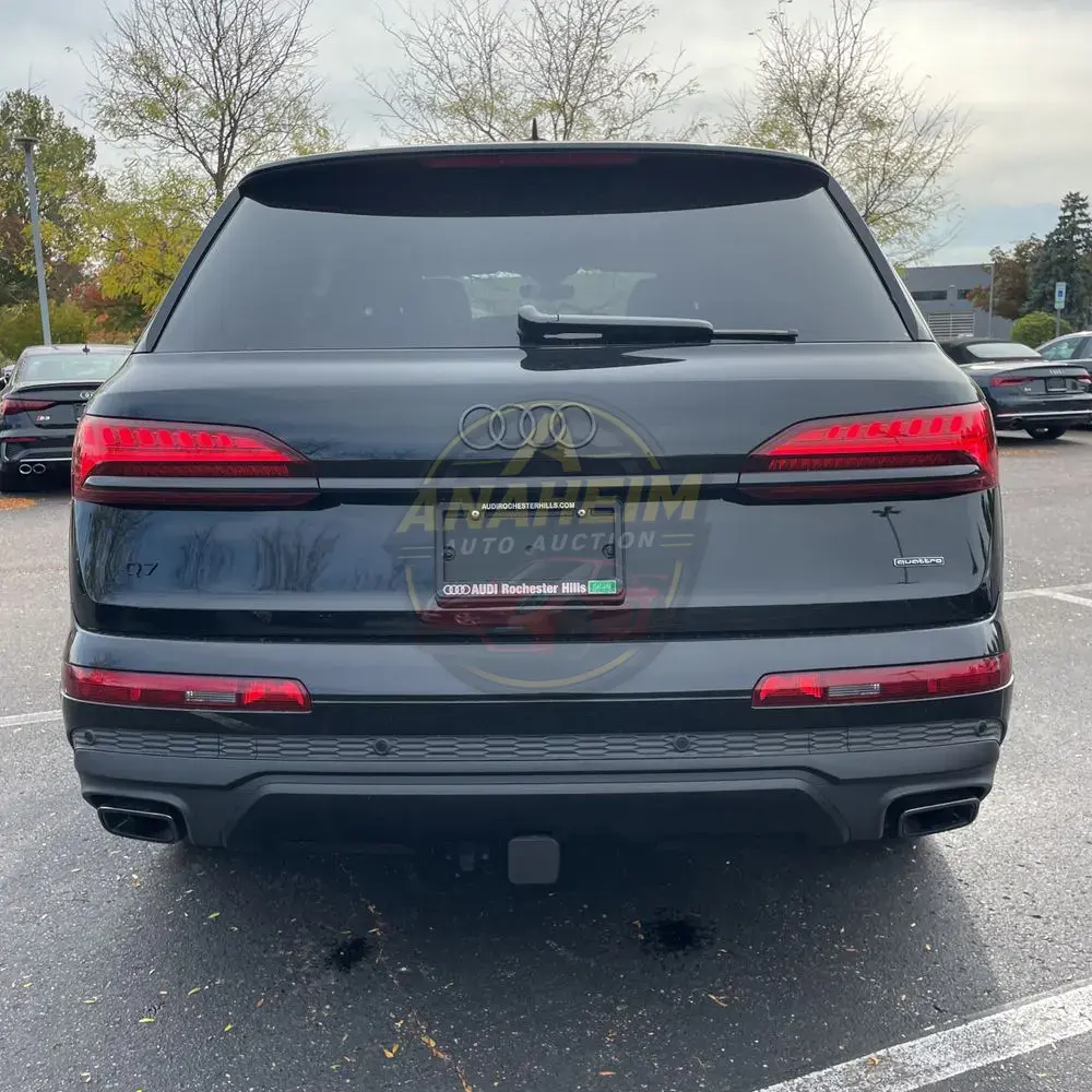 2025 Audi Q7 Premium Plus 55