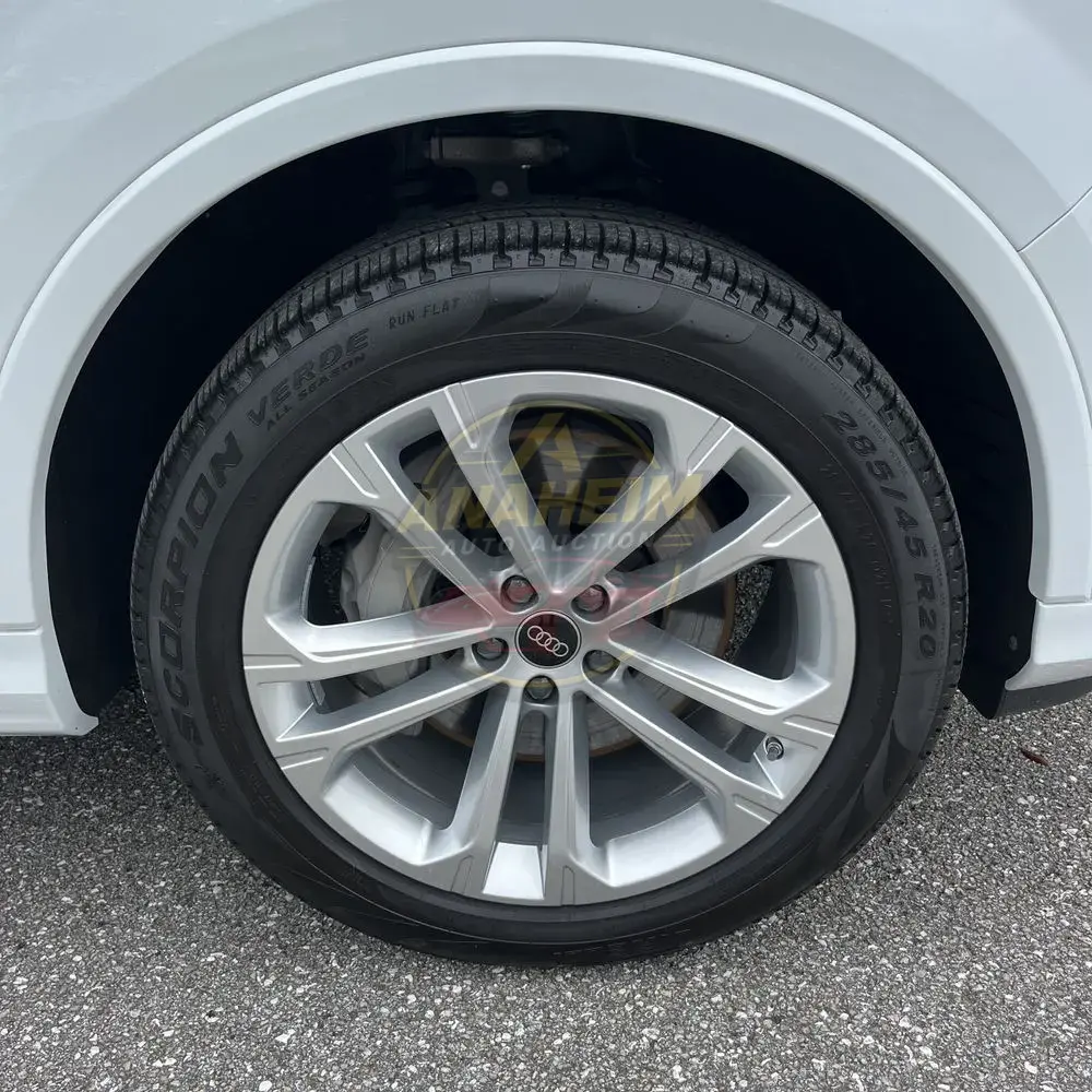 2025 Audi Q7 Premium Plus 55