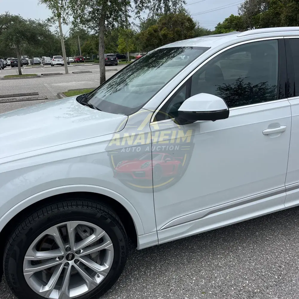 2025 Audi Q7 Premium Plus 55