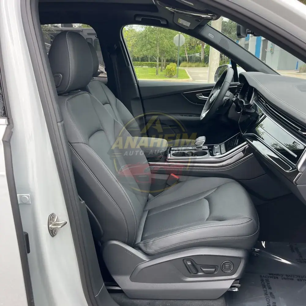 2025 Audi Q7 Premium Plus 55
