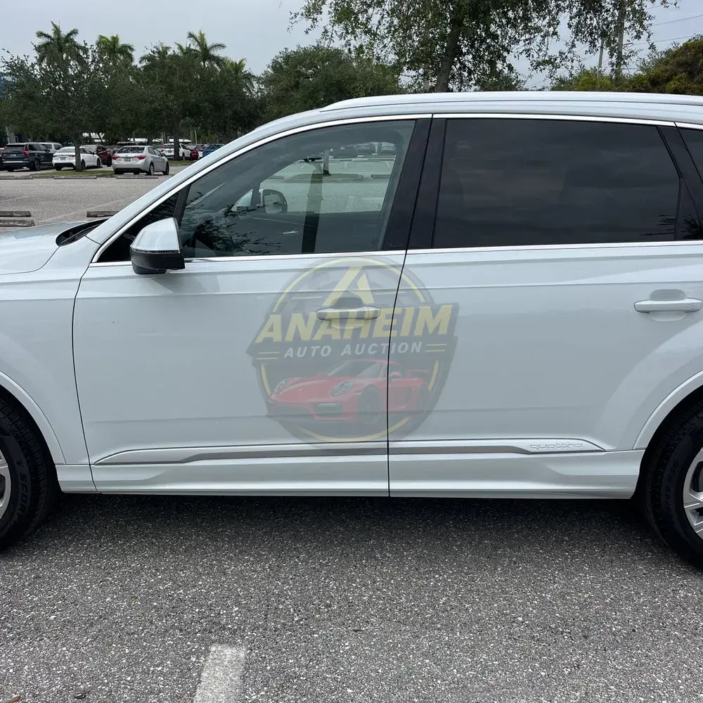 2025 Audi Q7 Premium Plus 55