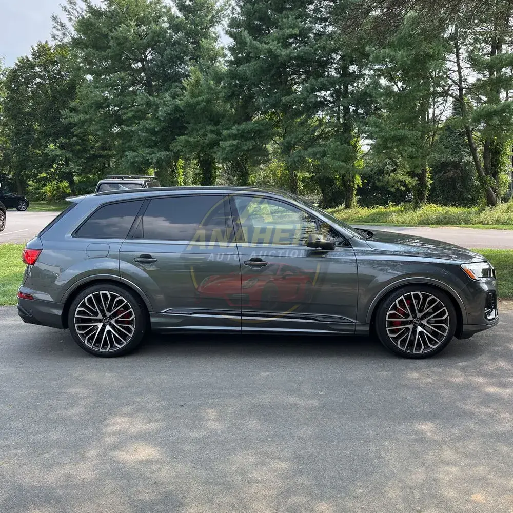 2025 Audi SQ7 Prestige