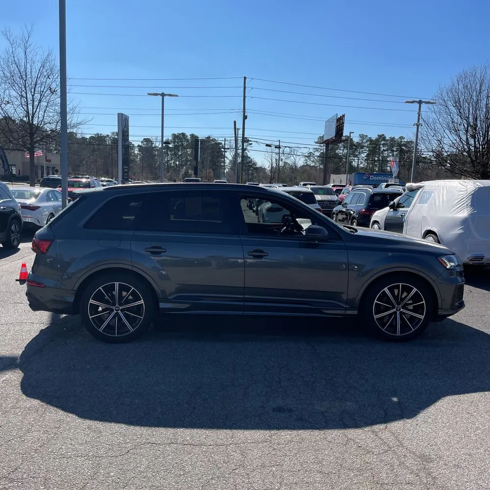 2023 Audi SQ7 4.0T Quattro Prestige