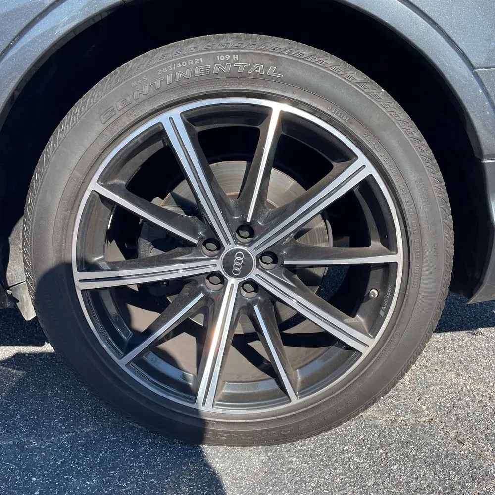 2023 Audi SQ7 4.0T Quattro Prestige
