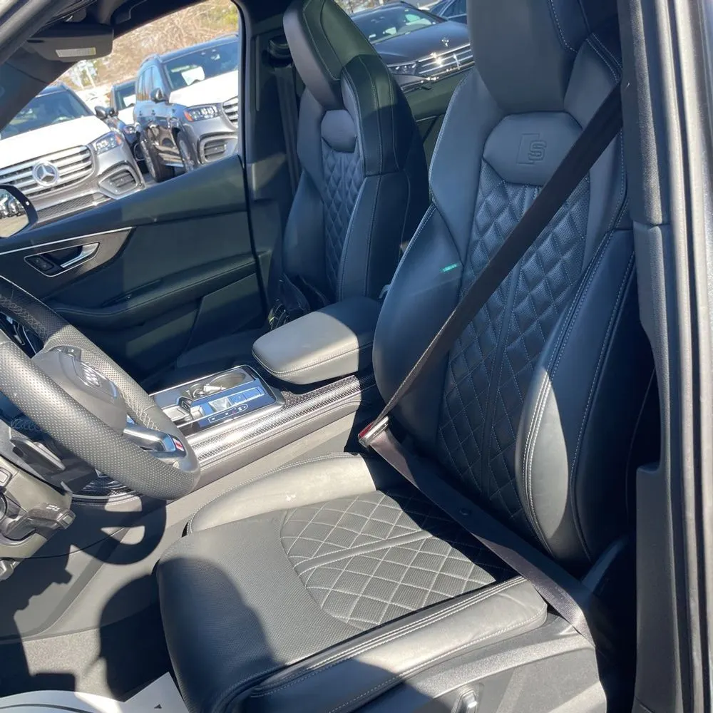 2023 Audi SQ7 4.0T Quattro Prestige