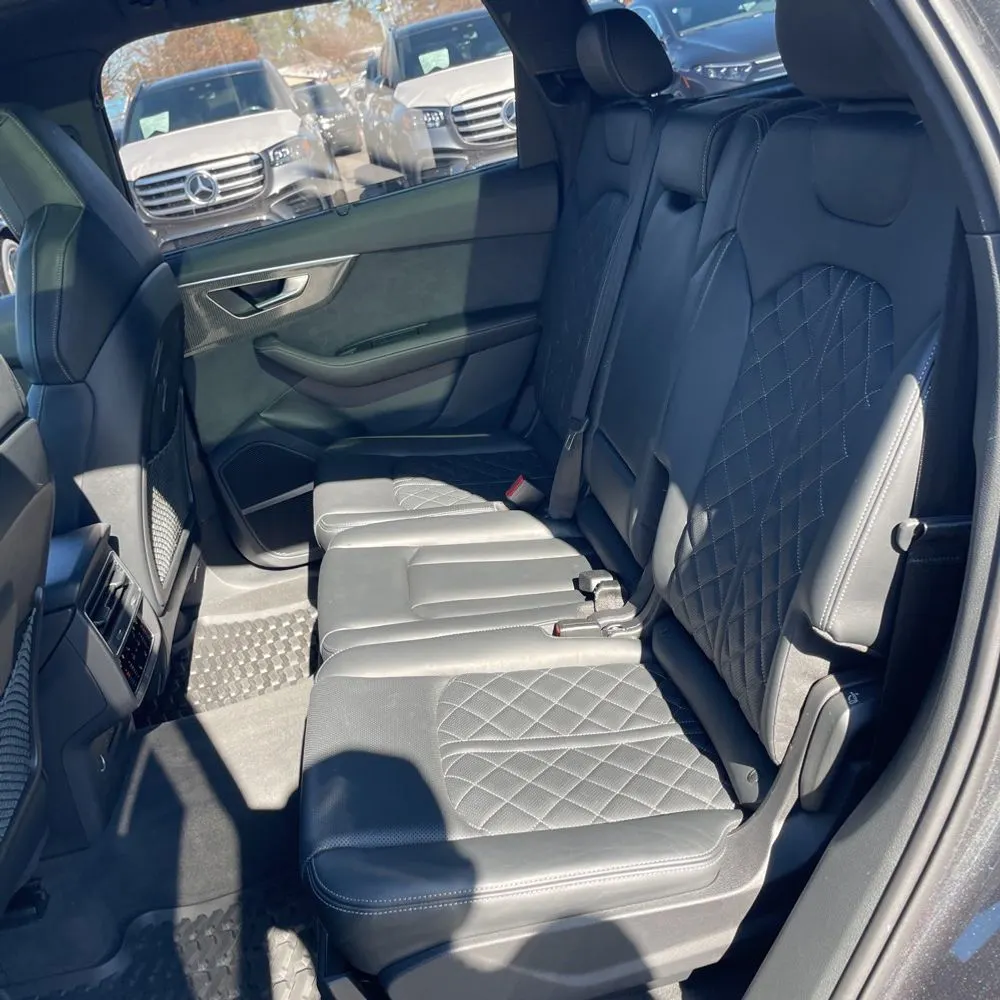 2023 Audi SQ7 4.0T Quattro Prestige