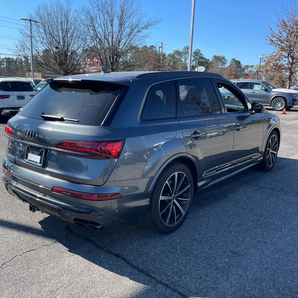 2023 Audi SQ7 4.0T Quattro Prestige