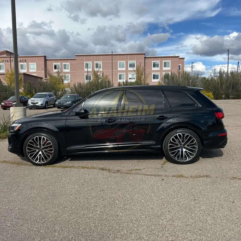2025 Audi SQ7 Prestige