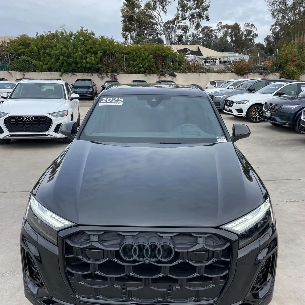 2025 Audi SQ7 Prestige