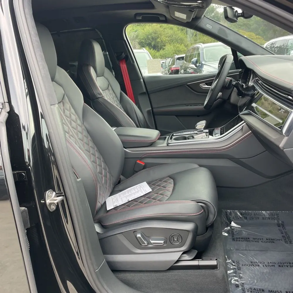 2025 Audi SQ7 Prestige