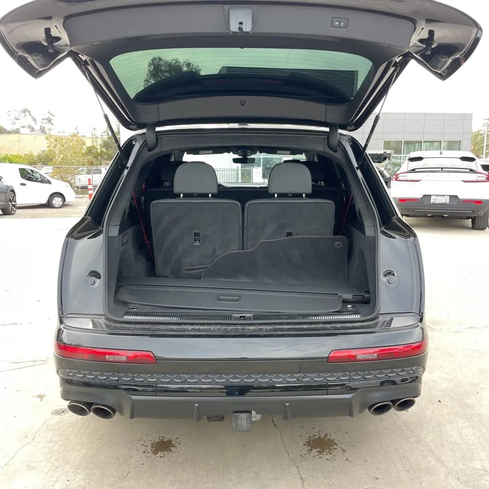 2025 Audi SQ7 Prestige